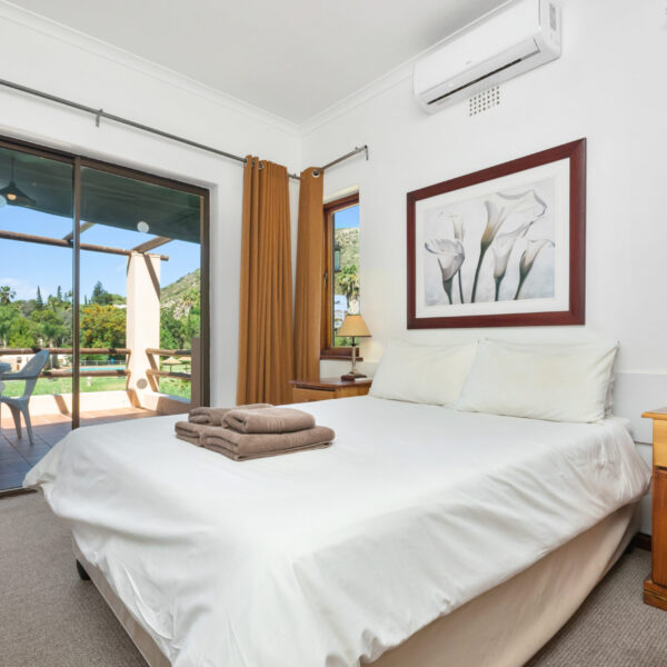 Alternative view of THREE-NIGHT MIDWEEK STAY IN VILLAS -
